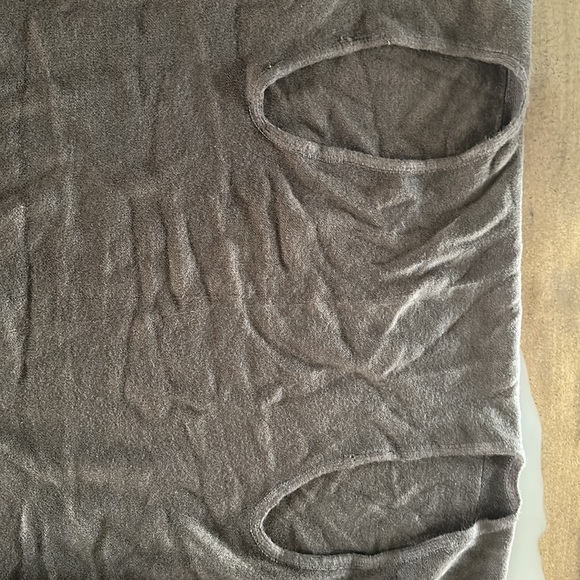 LOOK Shawl, two arm holes, wrap around - Picture 6 of 9